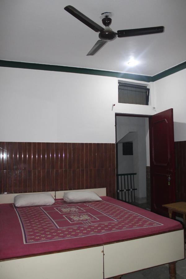 Laxmi Lodge Rishīkesh 外观 照片