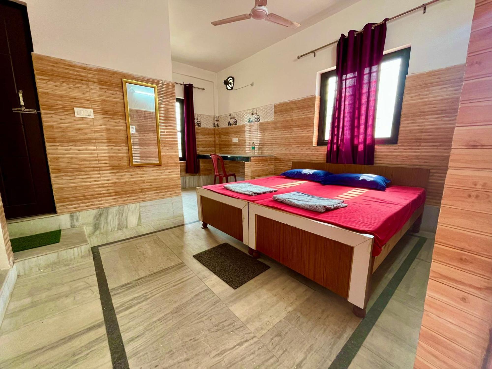 Laxmi Lodge Rishīkesh 外观 照片